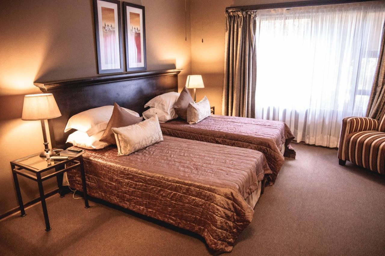Bass Lake Country Lodge Pretoria-Noord Esterno foto