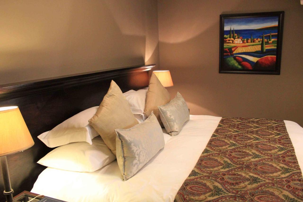 Bass Lake Country Lodge Pretoria-Noord Esterno foto